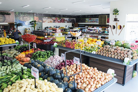 Um novo conceito em varejão oferecendo o que há de melhor em hortifruti, padaria, mercearia e bebidas, além de frutas, verduras e legumes